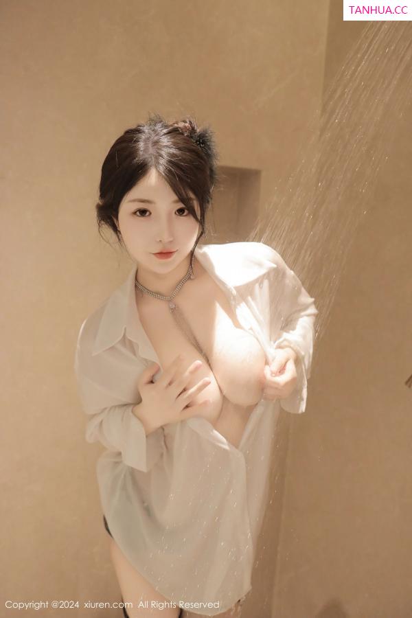   [XiuRen]高清写真图 2024.04.16 No.8400 陈小花 美胸性感第43张图片